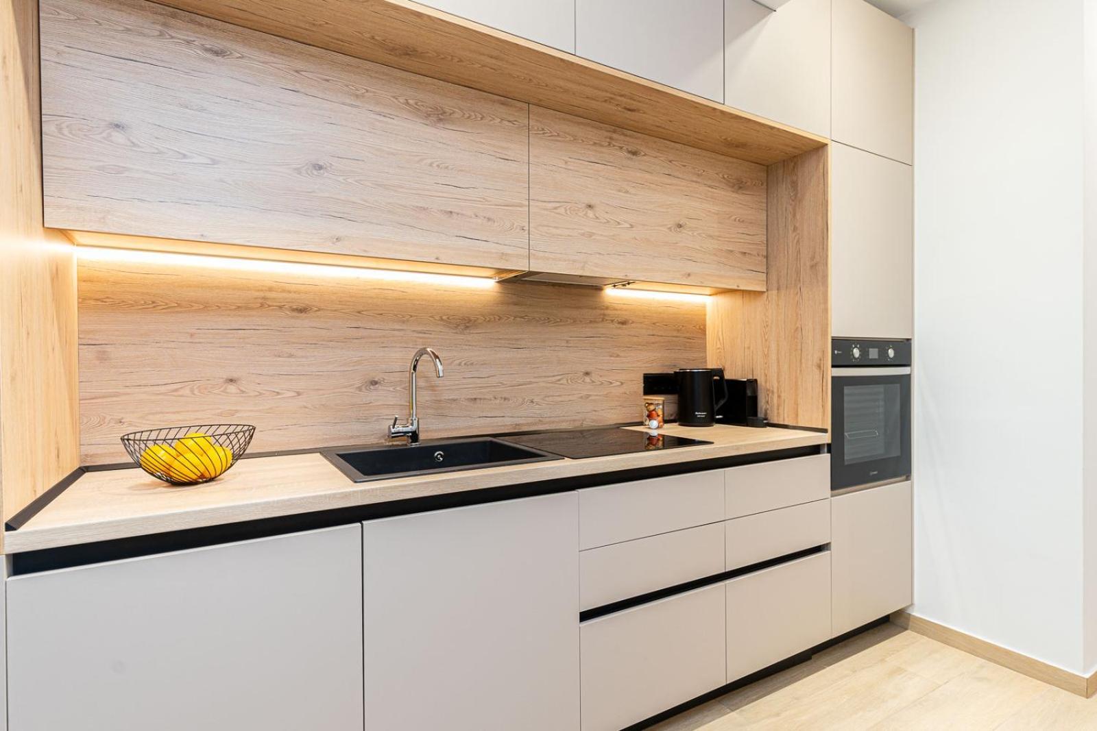 Modern 3 Bedroom Luxury Apartment Thessaloniki Exterior photo